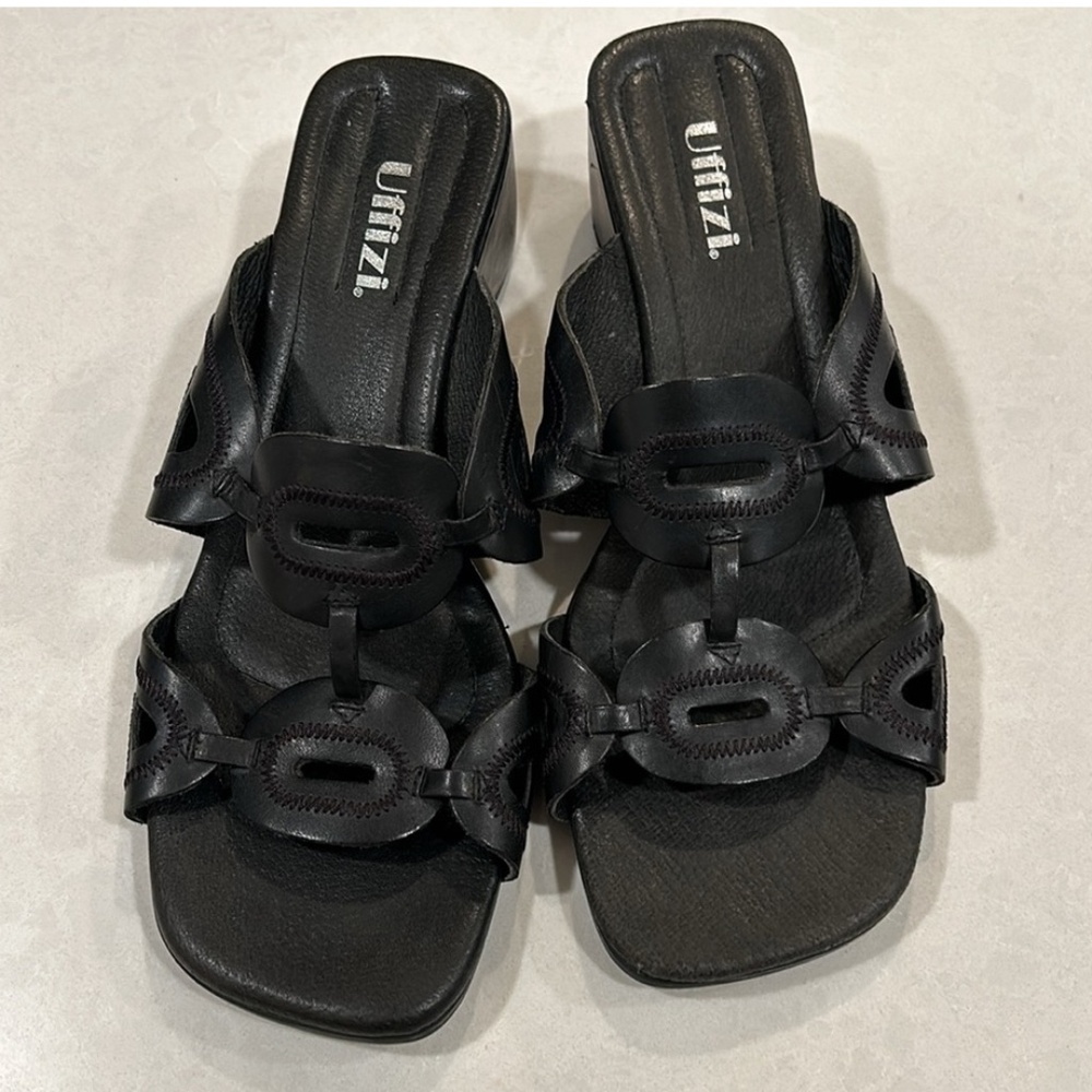 Uffizi Sandal Black Slip On Leather  Size 8